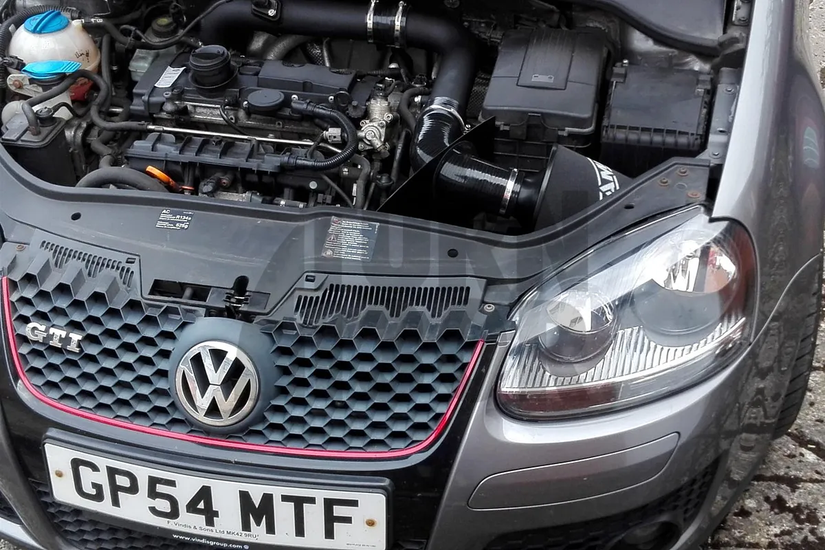 Ramair Imuri Golf 5 GTI:lle, S3 8P:lle, Leon 2 Cupra:lle, Scirocco R:lle ja Golf 6 R 2.0 TFSI:lle
